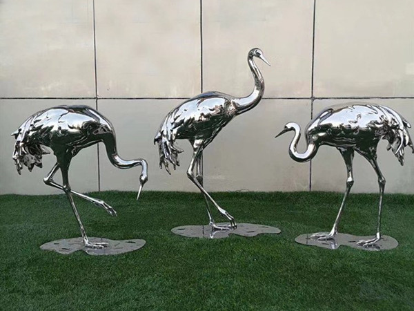 不銹鋼?dān)Q雕塑